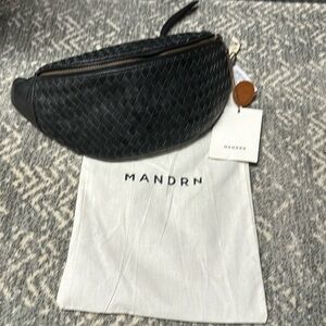 Brand new Mandrn belt bag